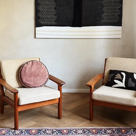 Apartment Gaestehaus Einer Historischen Kuenstlervilla